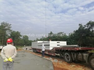 Transporting 10+ units of folding container houses on a single truck for low logistics costs.
