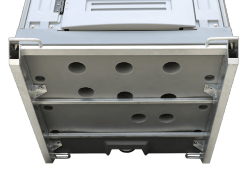 The steel skid protects waste tank well, it's suitable to be used in construction sites